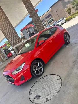 2020 Hyundai Veloster 2.0 Premium Coupe 3D