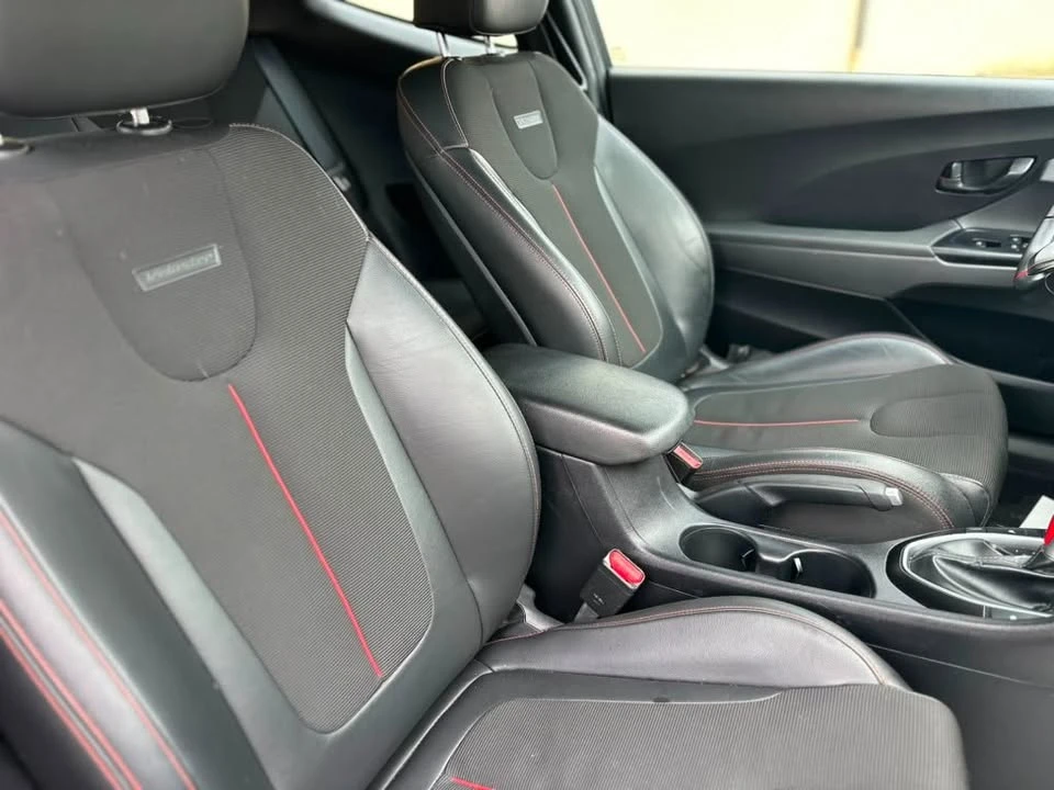 2020 Hyundai Veloster - Image 10 of 18