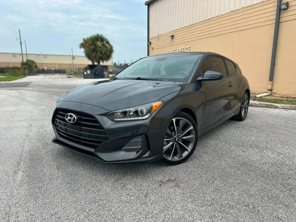 2020 Hyundai Veloster - Image 2 of 18