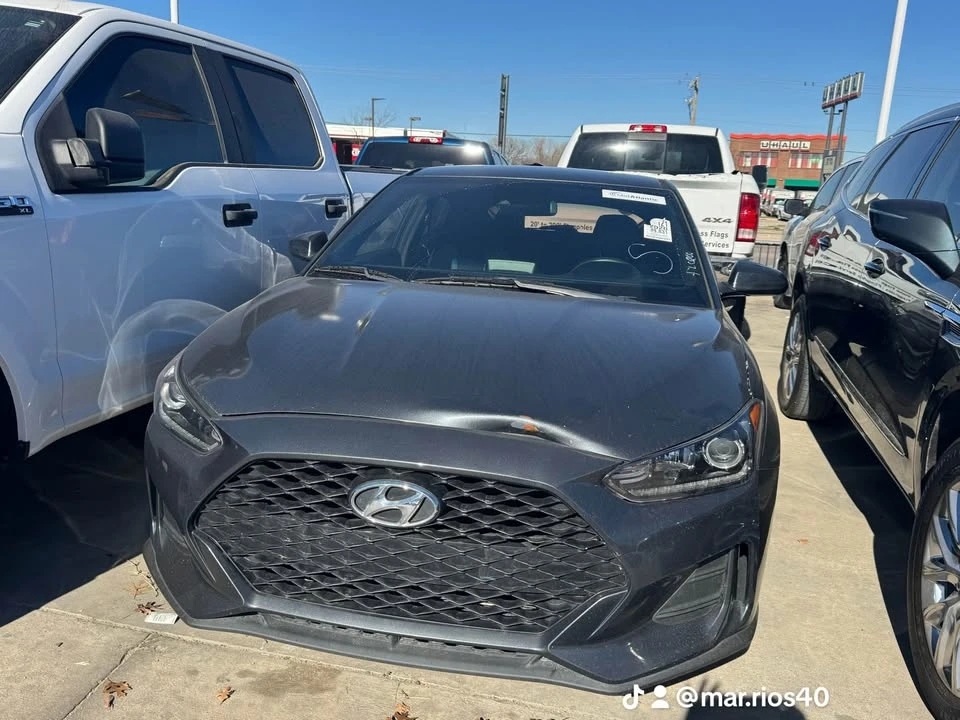 2020 Hyundai Veloster - Image 5 of 9