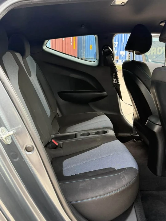 2020 Hyundai Veloster - Image 12 of 12