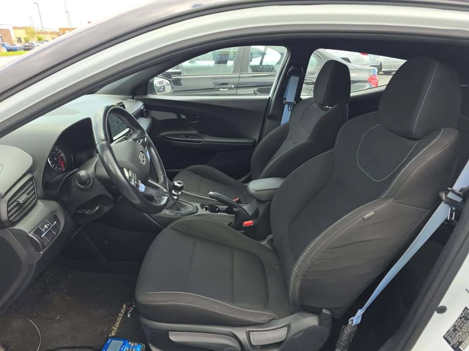 2020 Hyundai Veloster - Image 3 of 11