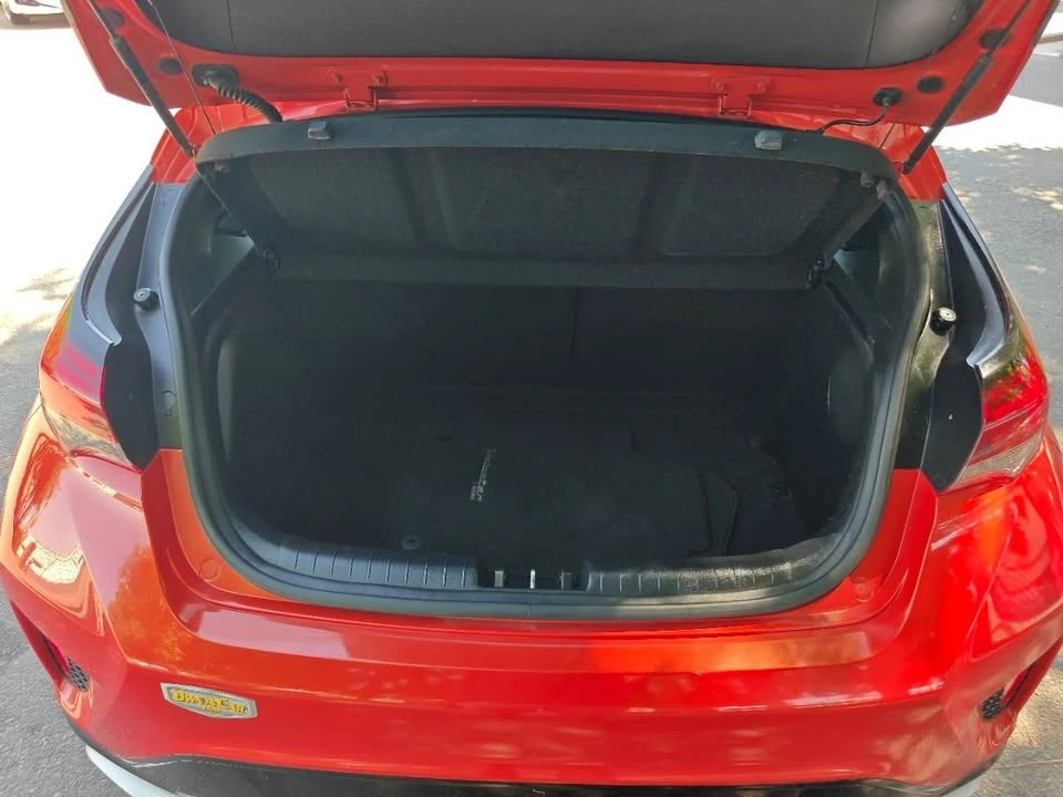 2020 Hyundai Veloster - Image 4 of 20