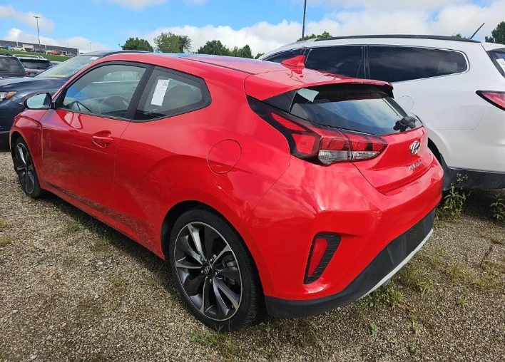 2020 Hyundai Veloster - Image 4 of 12