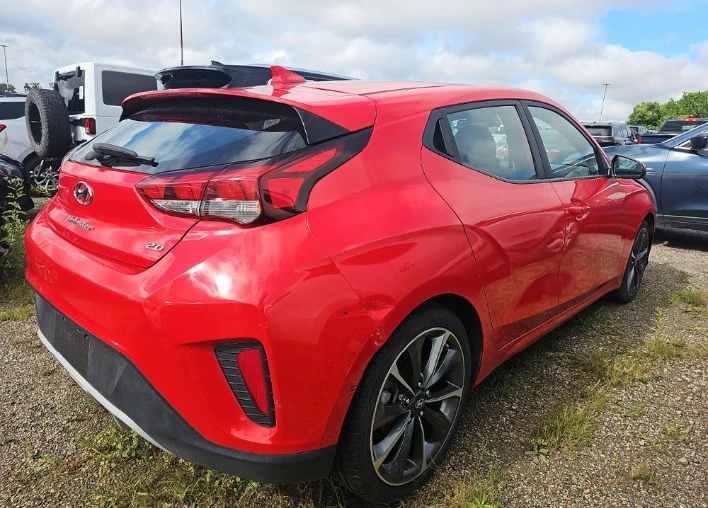 2020 Hyundai Veloster - Image 2 of 12
