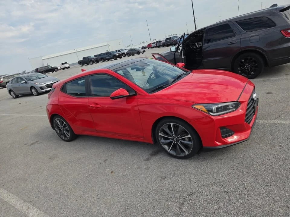 2020 Hyundai Veloster - Image 2 of 8