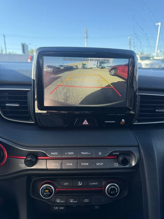 2020 Hyundai Veloster - Image 6 of 7