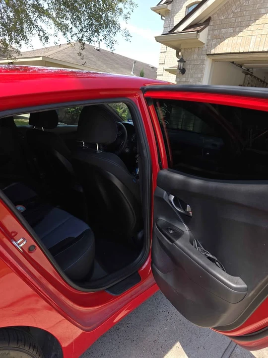 2020 Hyundai Veloster - Image 8 of 13