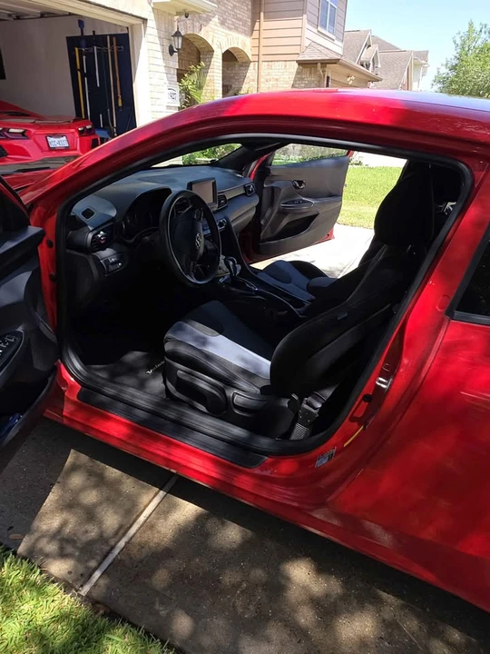 2020 Hyundai Veloster - Image 4 of 13