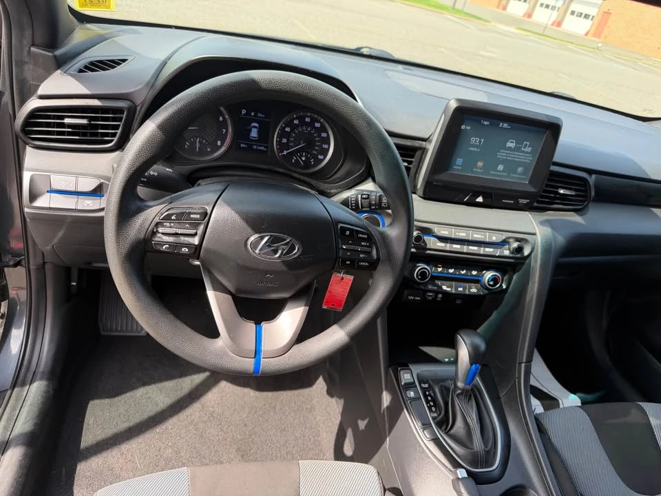 2020 Hyundai Veloster - Image 14 of 18