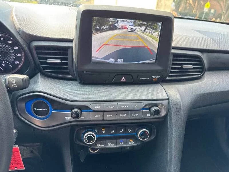 2020 Hyundai Veloster - Image 14 of 19