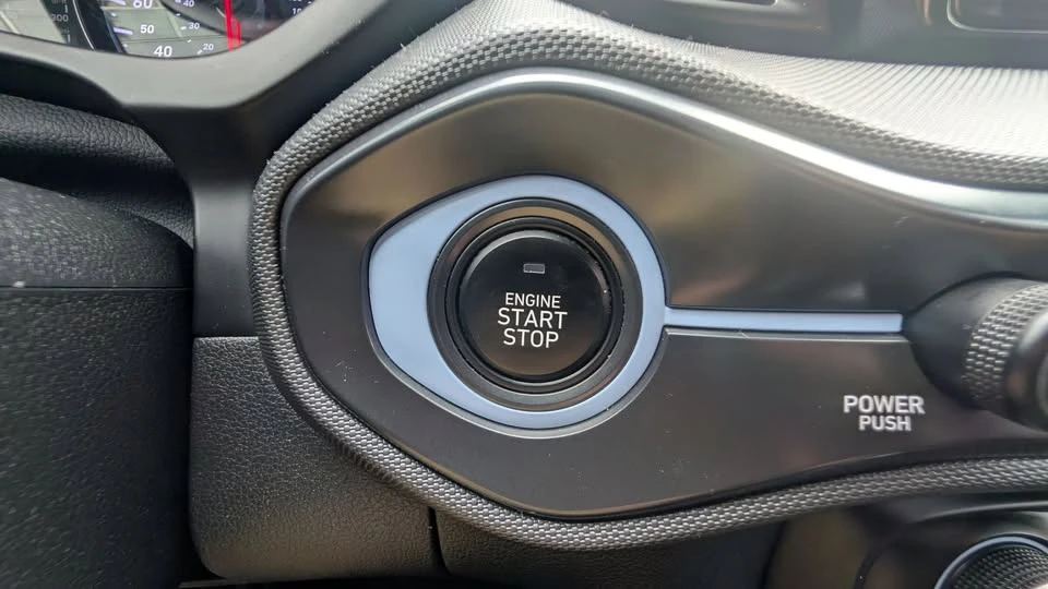 2020 Hyundai Veloster N - Image 19 of 20