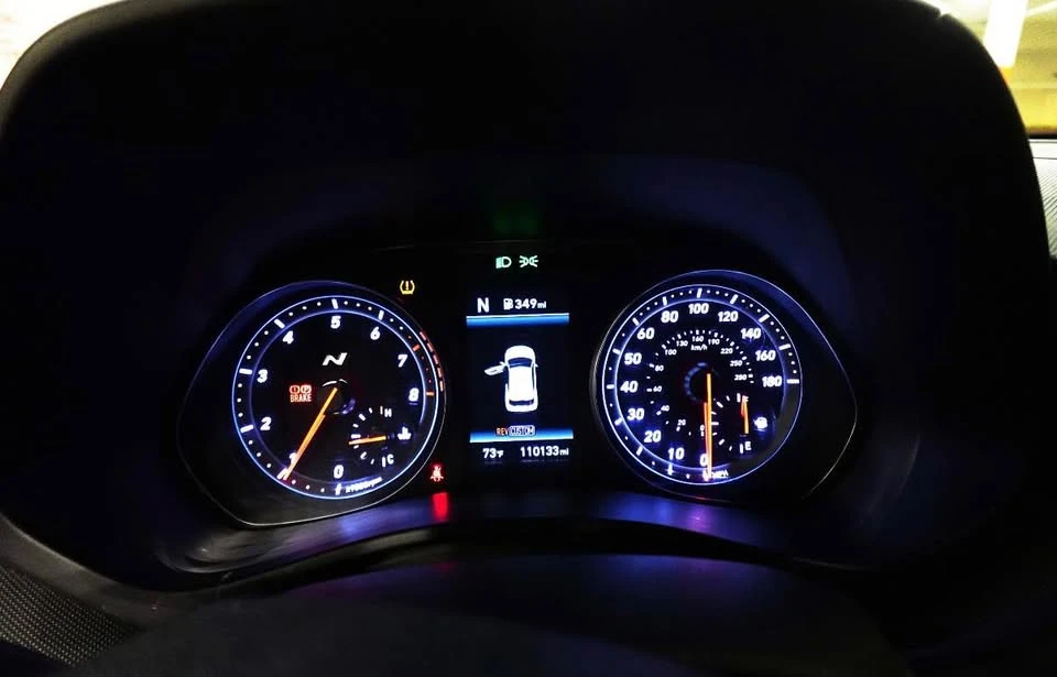 2020 Hyundai Veloster N - Image 7 of 13