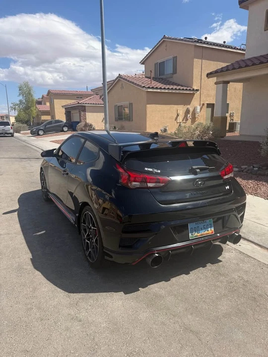 2020 Hyundai Veloster N - Image 4 of 10