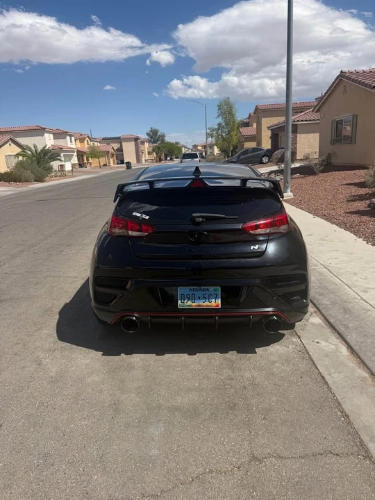 2020 Hyundai Veloster N - Image 5 of 10
