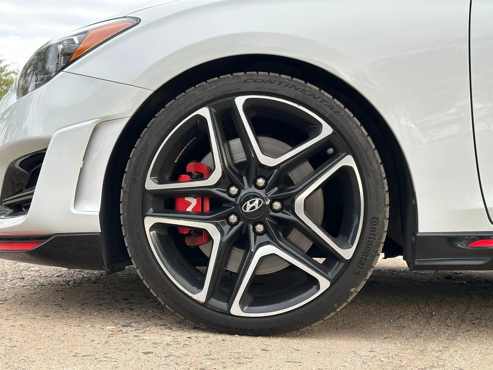 2020 Hyundai Veloster N - Image 22 of 31