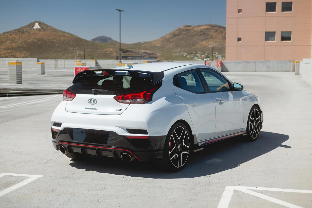 2020 Hyundai Veloster N - Image 10 of 31