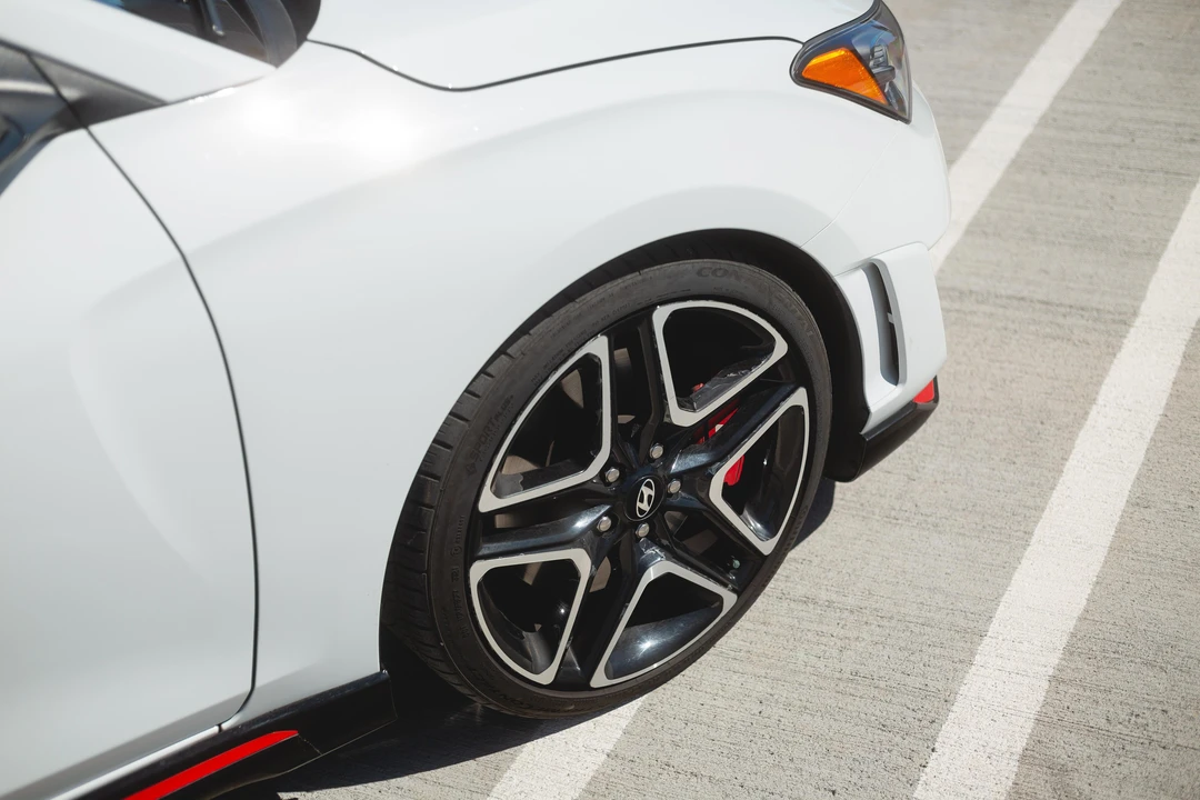 2020 Hyundai Veloster N - Image 21 of 31