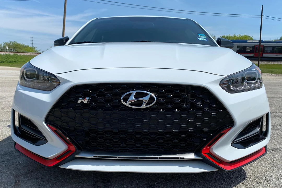 2020 Hyundai Veloster N - Image 2 of 31
