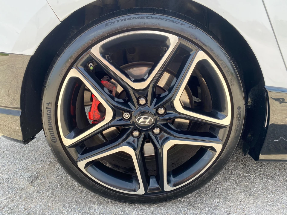 2020 Hyundai Veloster N - Image 22 of 31