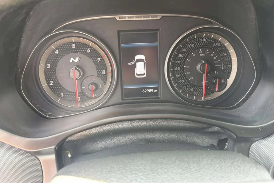 2020 Hyundai Veloster N - Image 12 of 20