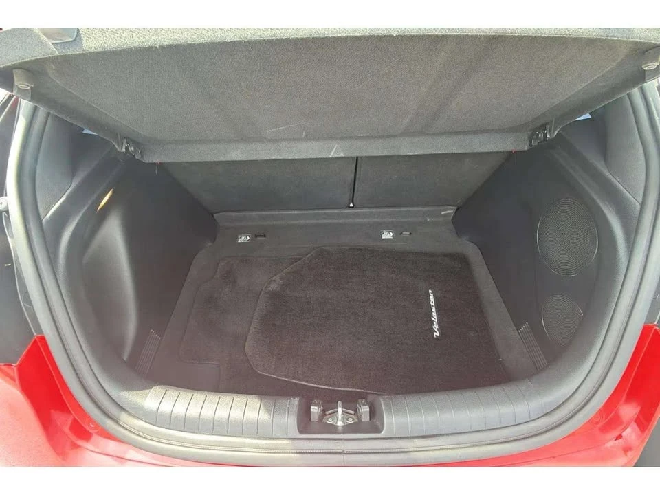 2020 Hyundai Veloster N - Image 17 of 20