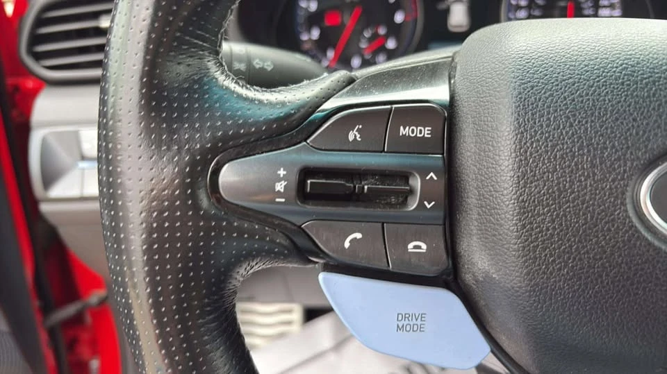 2020 Hyundai Veloster N - Image 16 of 20