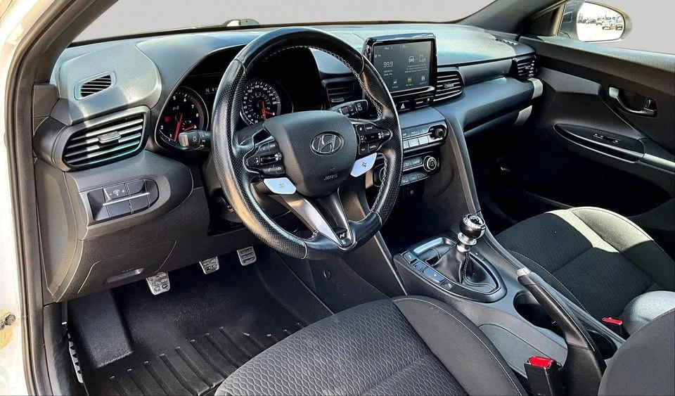 2020 Hyundai Veloster N - Image 2 of 20