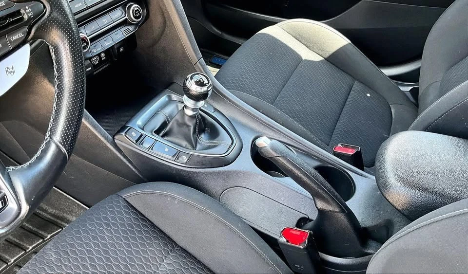 2020 Hyundai Veloster N - Image 11 of 20
