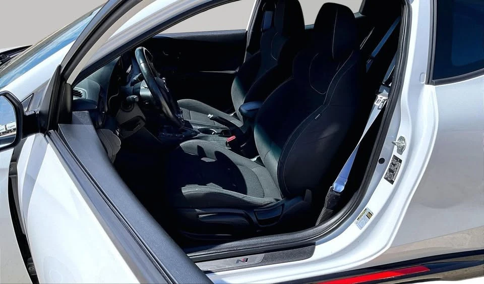 2020 Hyundai Veloster N - Image 10 of 20