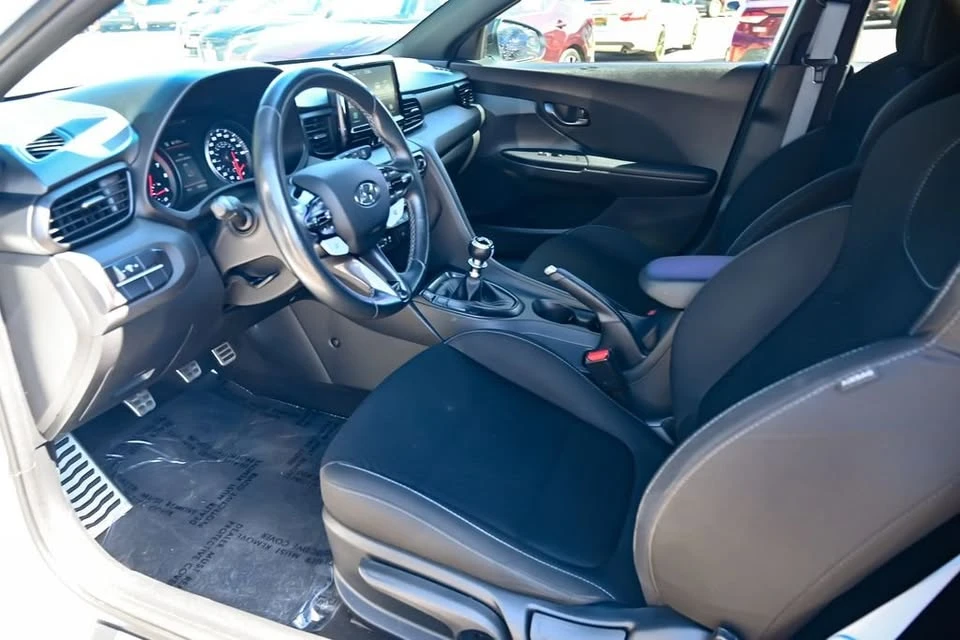 2020 Hyundai Veloster N - Image 6 of 10