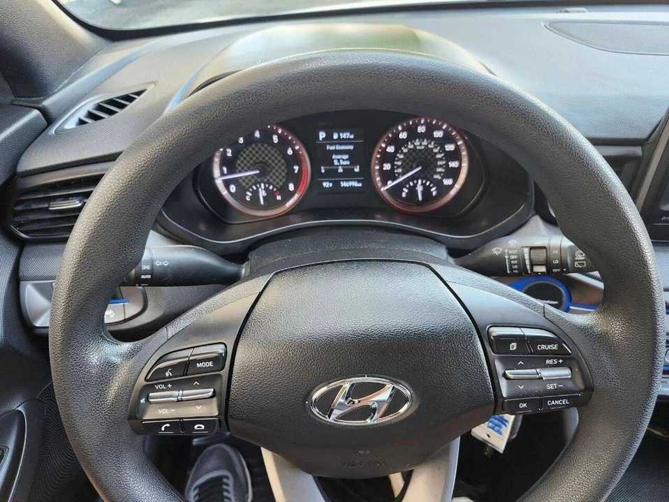2020 Hyundai Veloster - Image 8 of 17