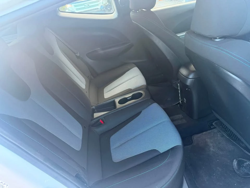 2020 Hyundai Veloster - Image 9 of 9