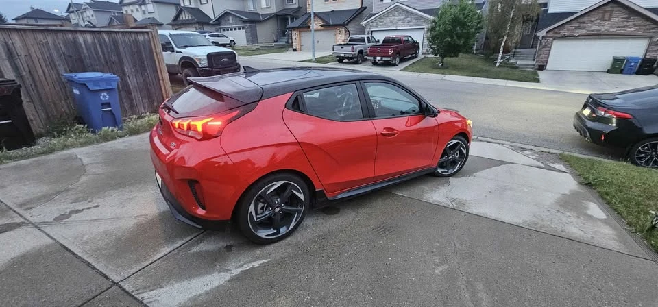 2020 Hyundai Veloster - Image 4 of 10