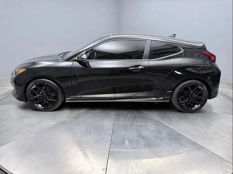 2020 Hyundai Veloster - Image 8 of 17