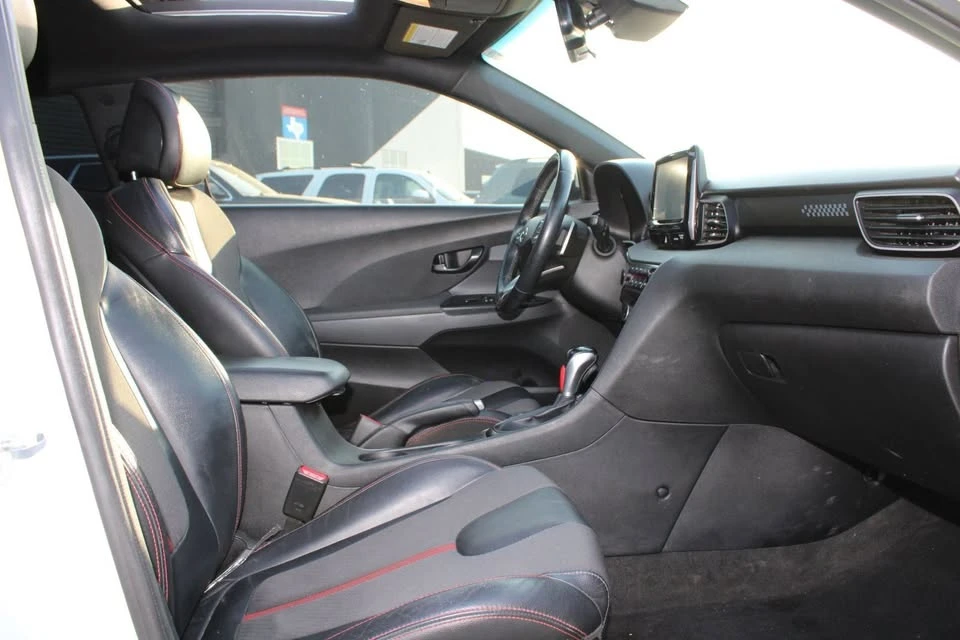 2020 Hyundai Veloster - Image 20 of 20
