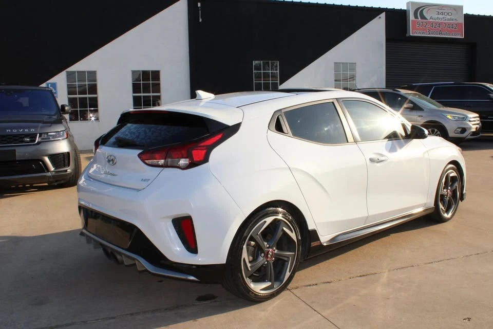 2020 Hyundai Veloster - Image 8 of 20
