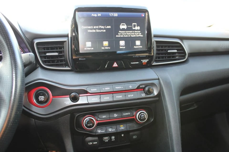 2020 Hyundai Veloster - Image 13 of 20