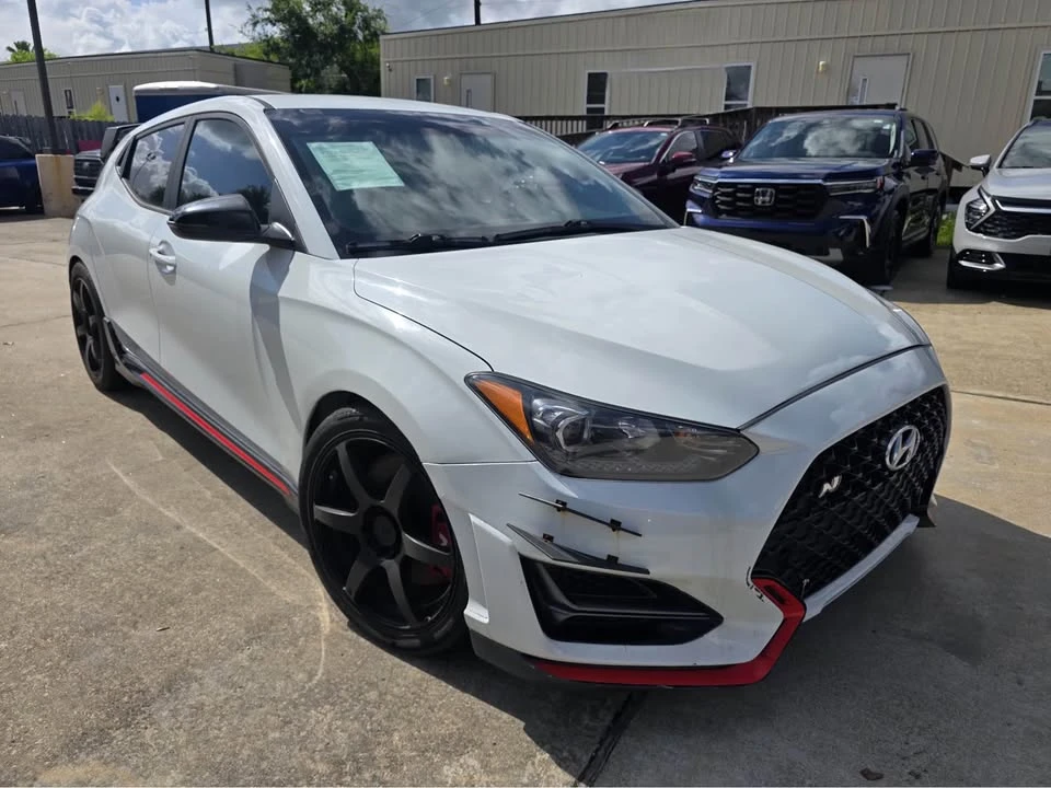2020 Hyundai Veloster - Image 8 of 8