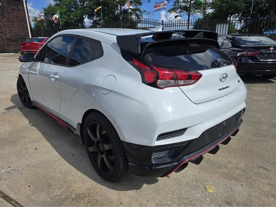 2020 Hyundai Veloster - Image 6 of 8