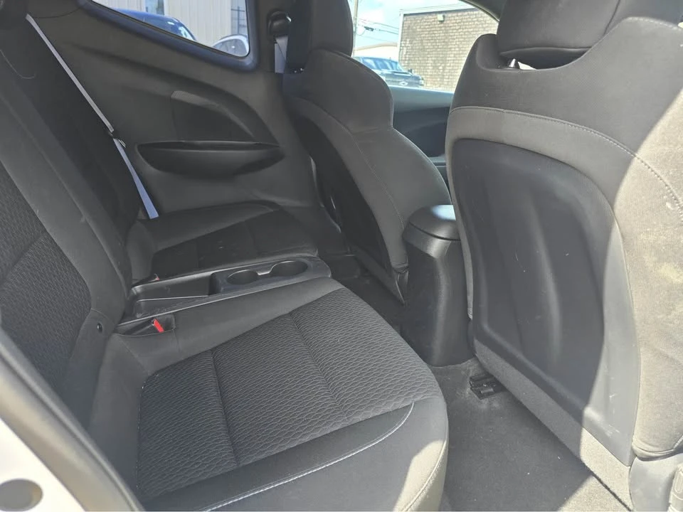2020 Hyundai Veloster - Image 4 of 8