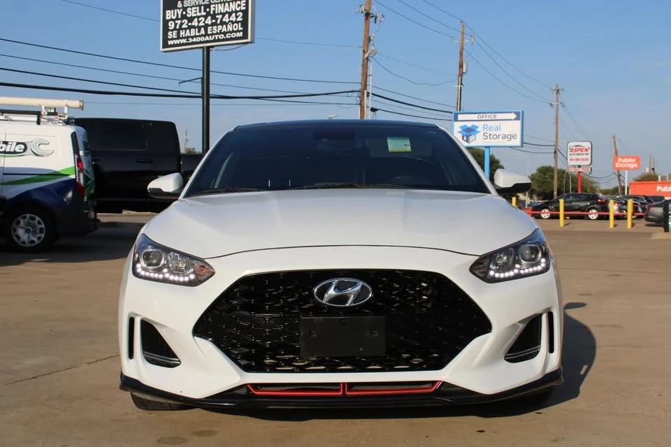 2020 Hyundai Veloster - Image 2 of 20