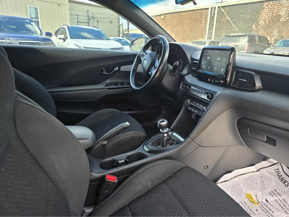 2020 Hyundai Veloster - Image 3 of 8
