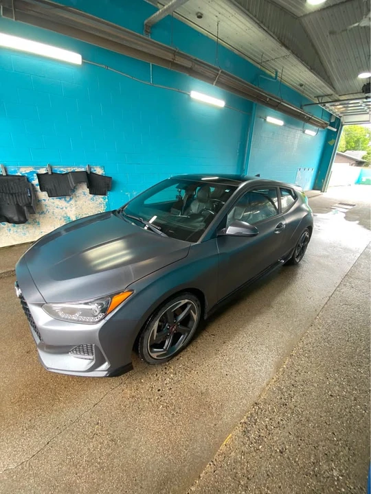 2020 Hyundai Veloster - Image 2 of 17