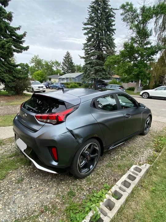 2020 Hyundai Veloster - Image 11 of 17