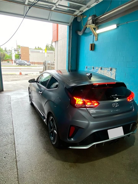 2020 Hyundai Veloster - Image 6 of 17