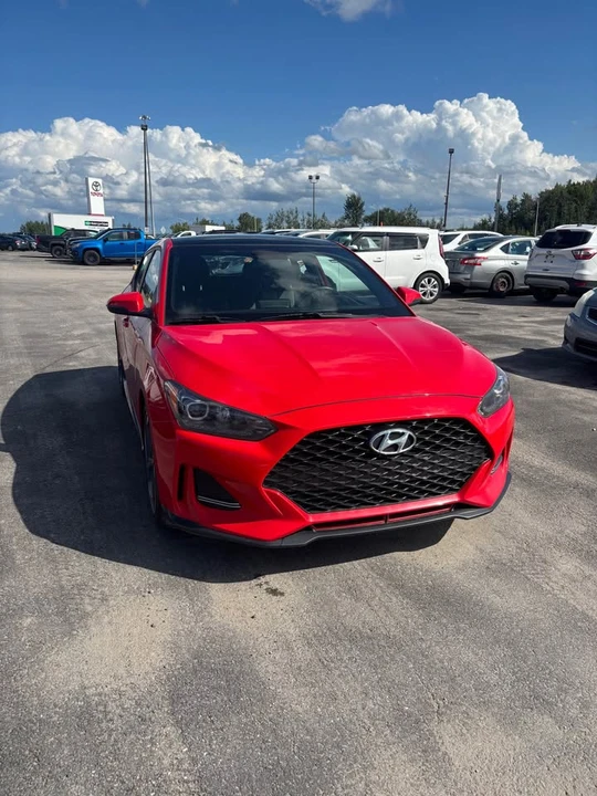 2020 Hyundai Veloster - Image 2 of 10