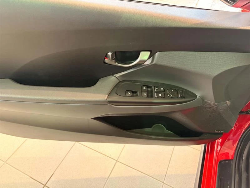 2020 Hyundai Veloster - Image 10 of 10