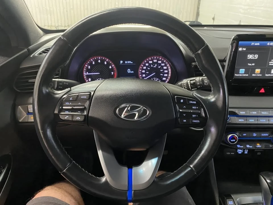 2020 Hyundai Veloster - Image 18 of 20
