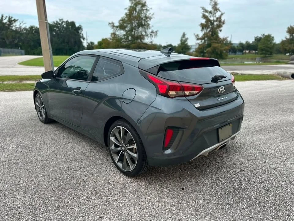 2020 Hyundai Veloster - Image 13 of 15
